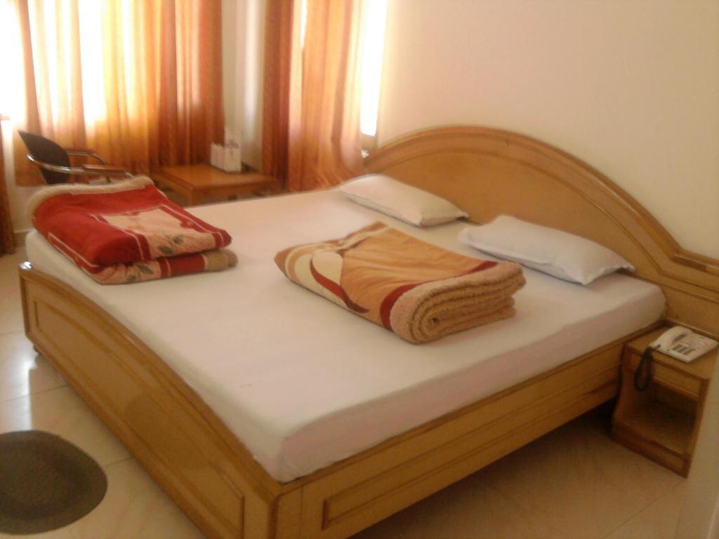 Sapphire Inn Bhīm Tāl Екстериор снимка