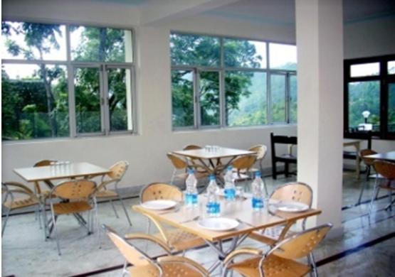 Sapphire Inn Bhīm Tāl Екстериор снимка
