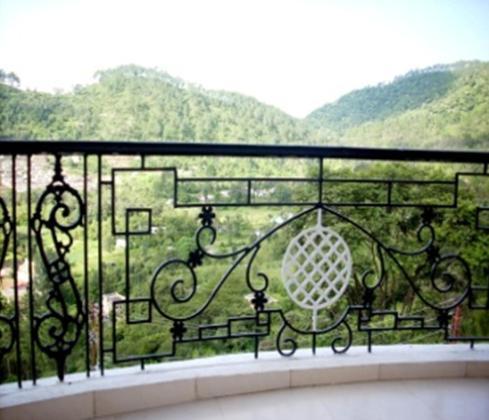 Sapphire Inn Bhīm Tāl Екстериор снимка