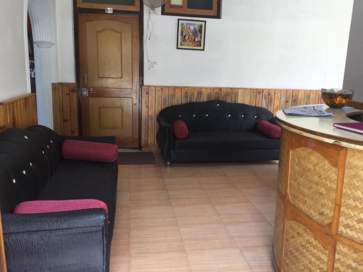 Sapphire Inn Bhīm Tāl Екстериор снимка